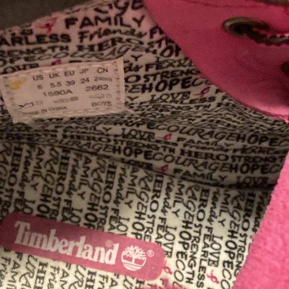 Susan G. Komen - Pink Timberland Boots Boy’s Size 6. - Picture 12 of 12